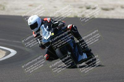 media/Sep-21-2025-TrackDaz (Sun) [[277c75b276]]/C Group/1140pm (Turn 3)/